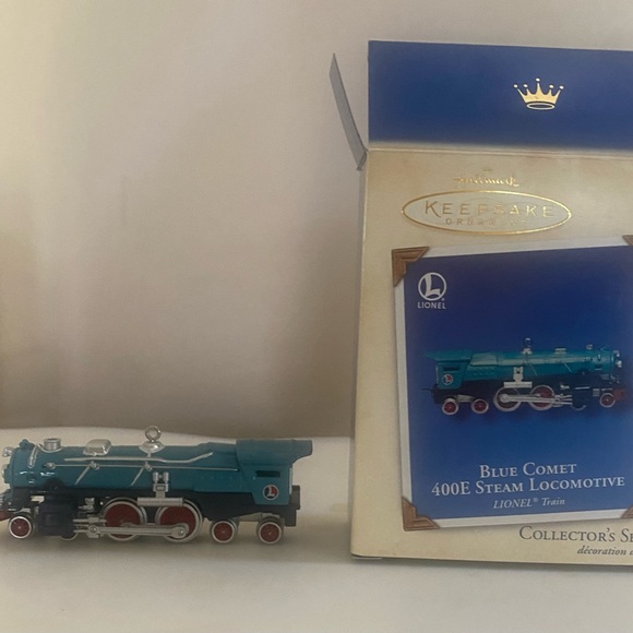 Hallmark Keepsake Ornament Lionel Train - Picture 1 of 7